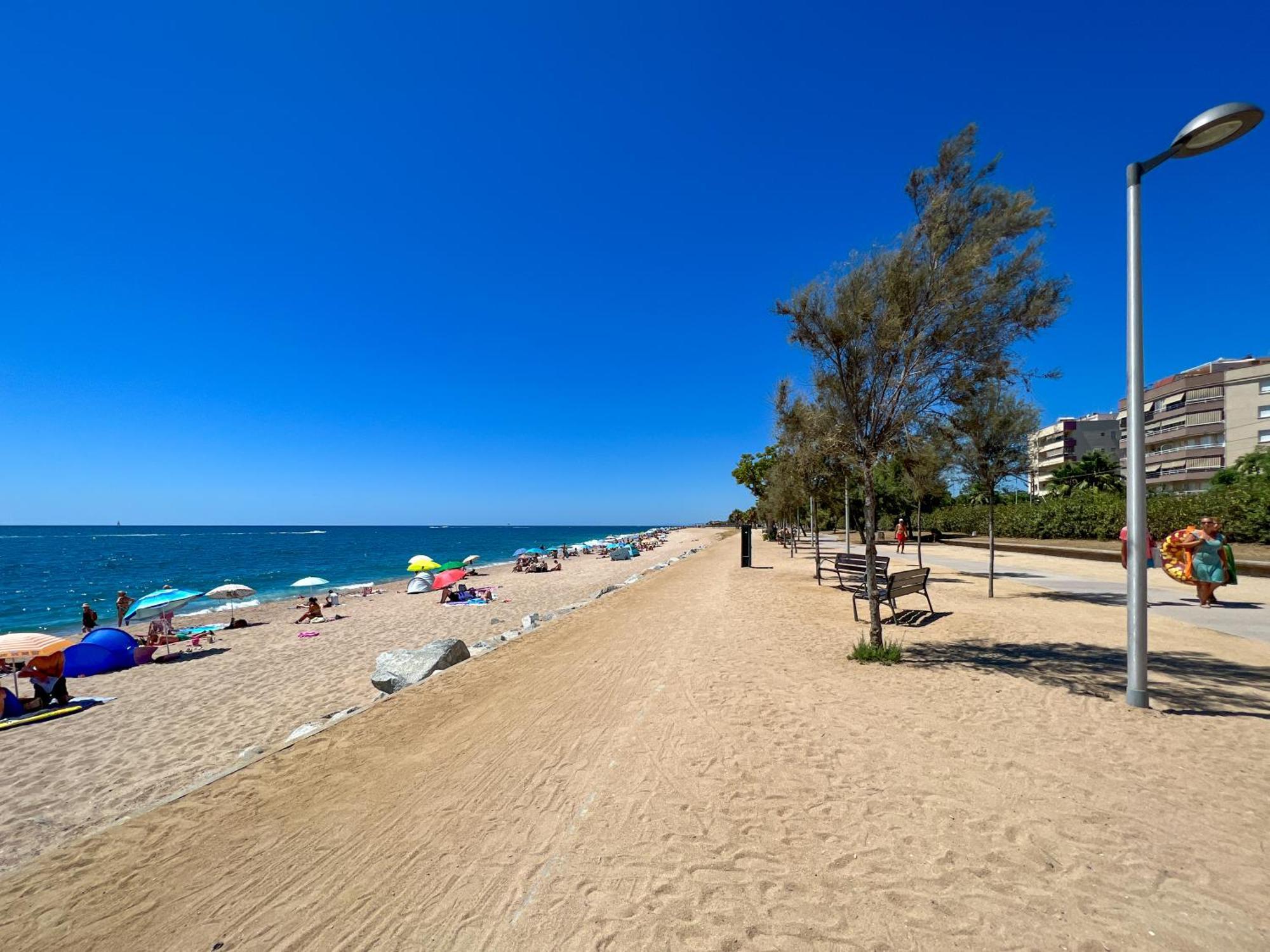 Апартаменты Vivalidays Marina - Пинеда-де-Мар Экстерьер фото